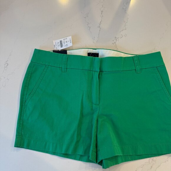NWT J.Crew Classic 3.5" Hem Chino Shorts - Kelly Green, Size 6 - Picture 2 of 6